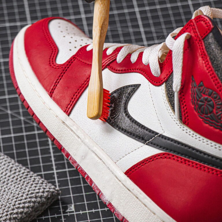 Curso de limpieza de tenis 5