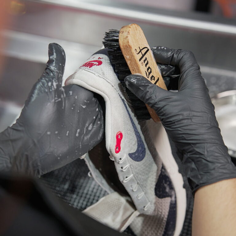 Curso de limpieza de tenis 9